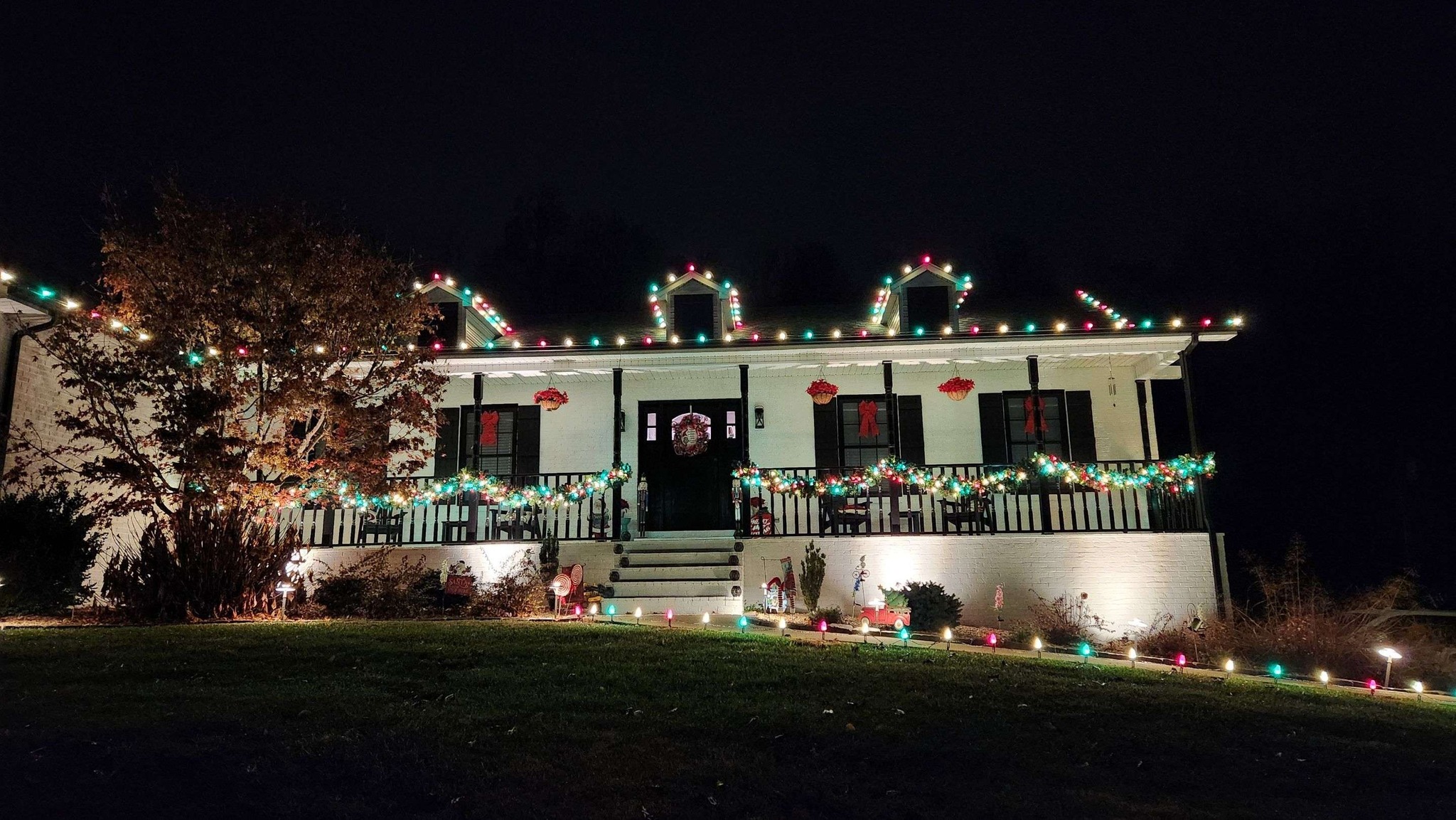 Christmas Light Installation Greeneville TN